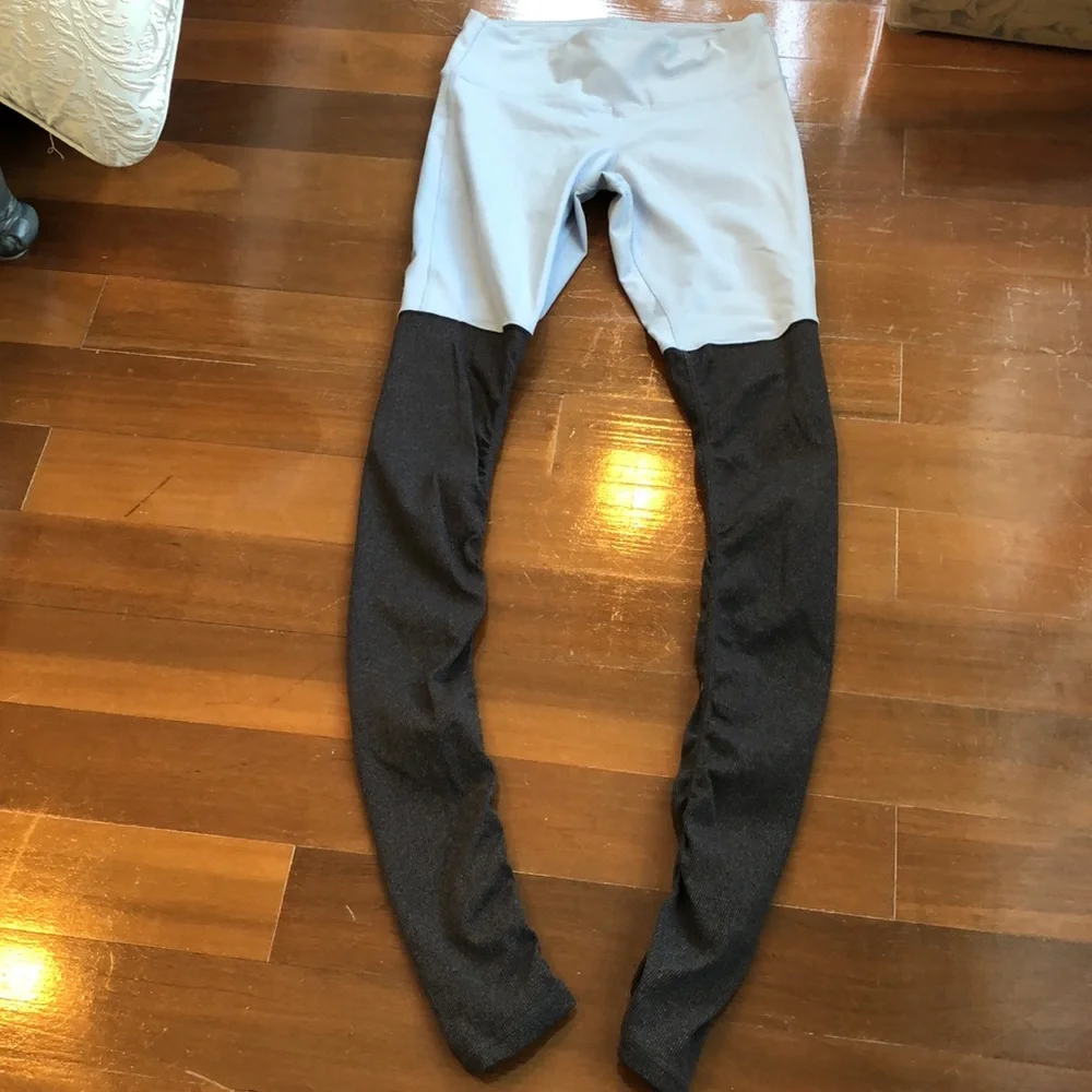ALO Leggings Size
